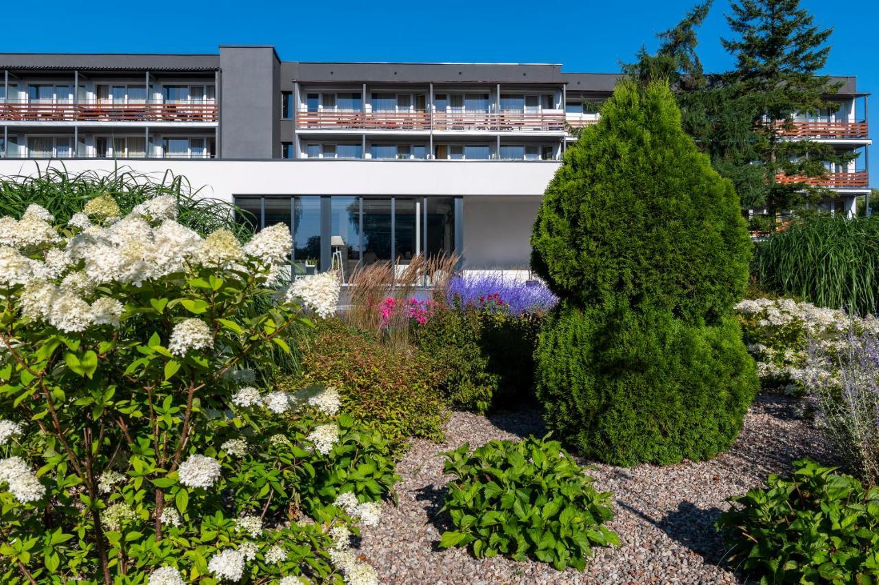 Osrodek Wypoczynkowo-Rehabilitacyjny "Bryza" Hotel Dźwirzyno Buitenkant foto